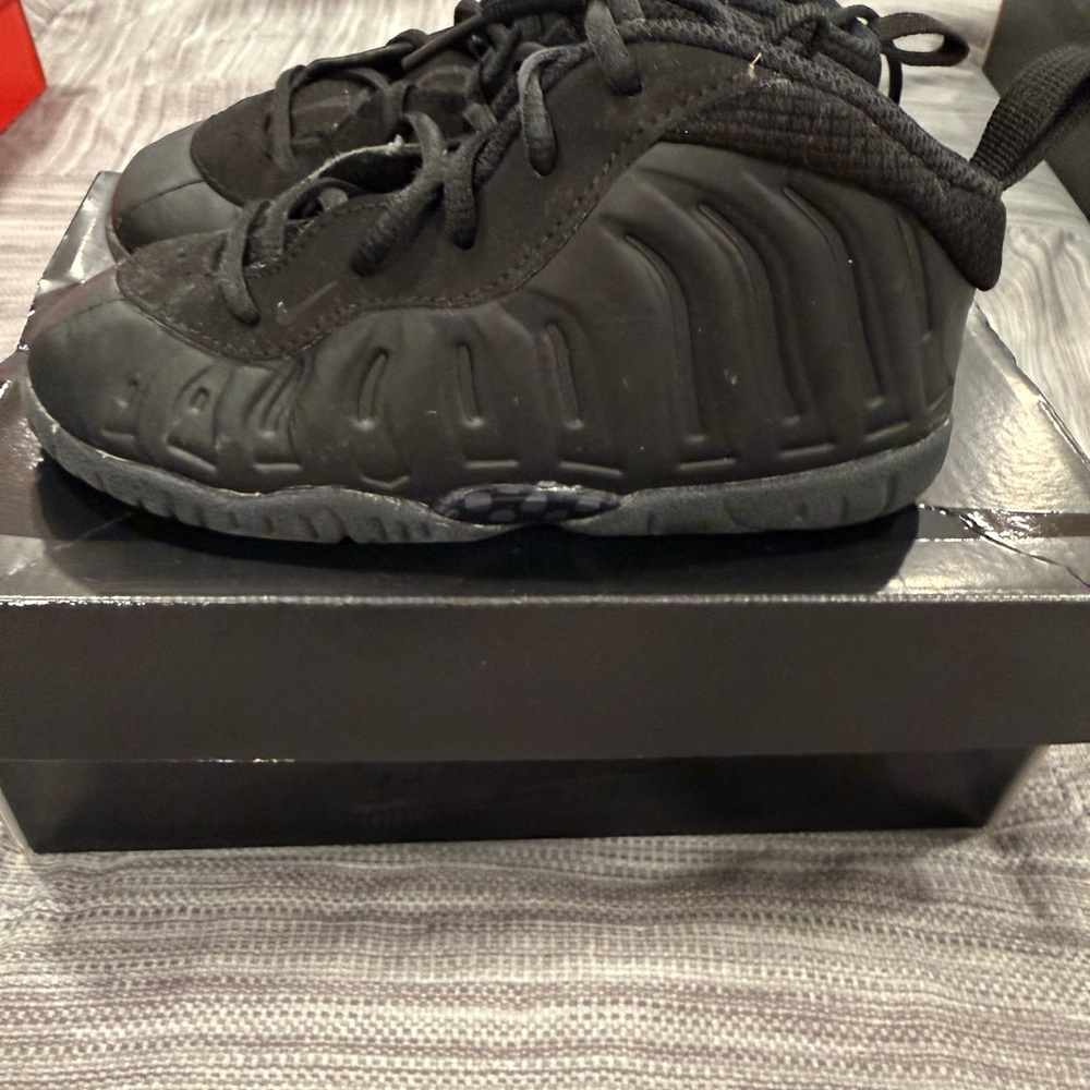 Little Posite One Kids All-Black Foam Runner Sneakers - Stylish Everyday Comfort
